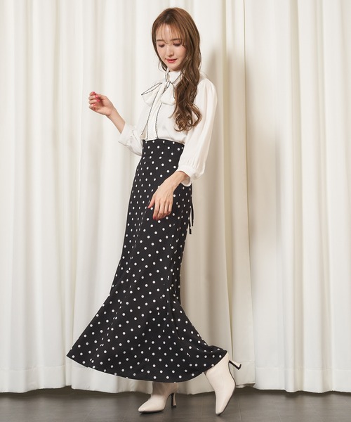 MIIA（ミーア）の「バックレースアップスカート（スカート・レディース・ベージュ/パープル/ドット・FREE）」の6枚目の写真