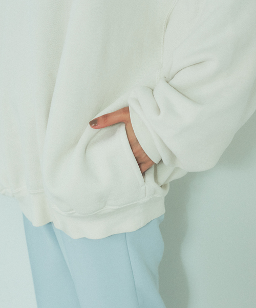 Rouge vif（ルージュヴィフ）の「【REMI RELIEF/レミレリーフ】別注YALEスウェット（スウェット・レディース・ホワイト/ブラック/ブラウン・フリー）」の5枚目の写真