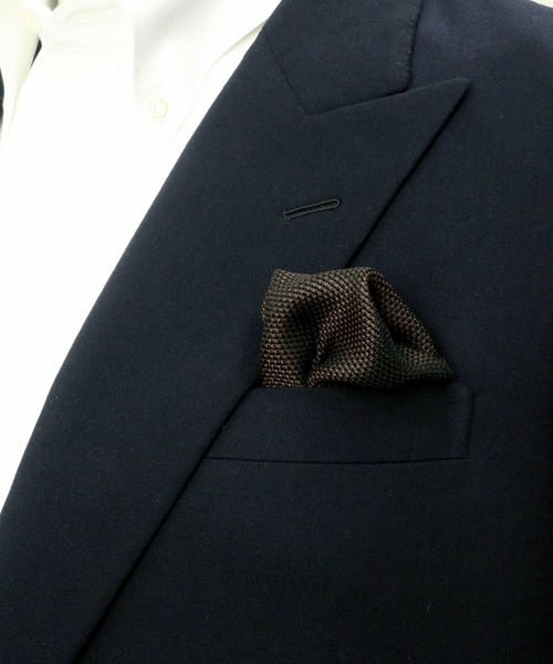 TOKYO SHIRTS(トウキョウシャツ)の「ベーシック ポケットチーフ(ポケットチーフ・メンズ・ネイビー/ダークブラウン/ワインレッド/ホワイト・FREE)」の3枚目の写真