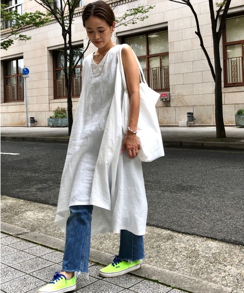 ulu(ウル)の「original Aline linen dress(ワンピース・レディース・ホワイト/ブラック・FREE)」の2枚目の写真
