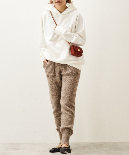 Liesse（リエス）の「【AULENTTI/オウレンティ】ミニチェーンバッグ（ショルダーバッグ・レディース・レッド/ブラック/ベージュ/グリーン・FREE）」の11枚目の写真