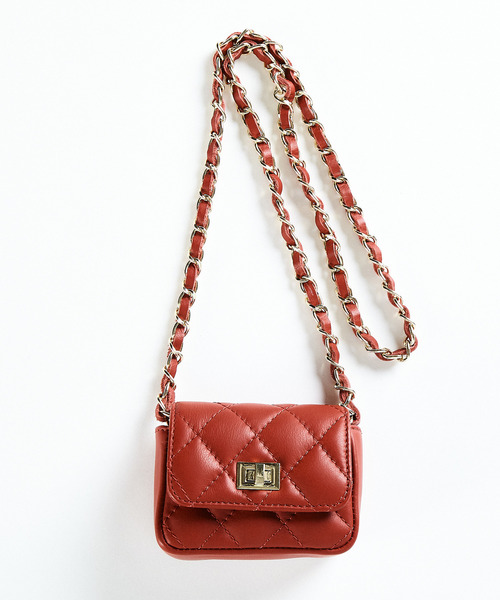 Liesse（リエス）の「【AULENTTI/オウレンティ】ミニチェーンバッグ（ショルダーバッグ・レディース・レッド/ブラック/ベージュ/グリーン・FREE）」の12枚目の写真