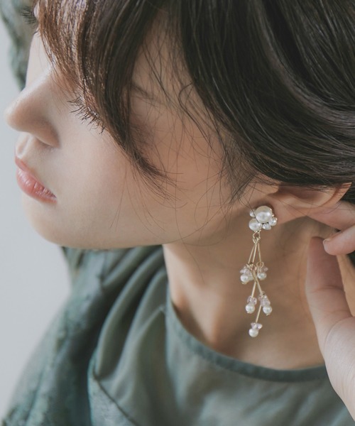 niana(ニアナ)の「小枝モチーフ パーティーイヤリング(イヤリング・レディース・ゴールド/ピンク・FREE)」の13枚目の写真
