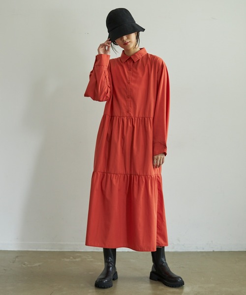 VACANCY（ヴァカンシー）の「ティアードシャツワンピース（ワンピース・レディース・ブラック/オレンジ・FREE）」の2枚目の写真