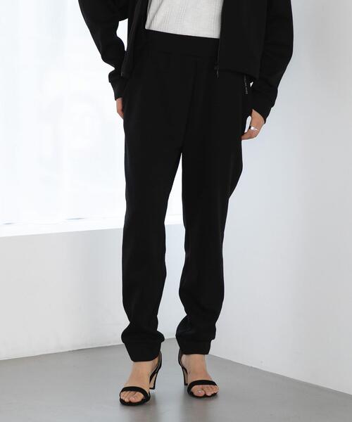 FEELING MADE（フィーリングメイド）の「FEELING MADE ソフトエアースウェット ジョガーパンツ <UNISEX>（その他パンツ・レディース・ライラック/ブラック/ライトグレー・S/M/L）」の4枚目の写真