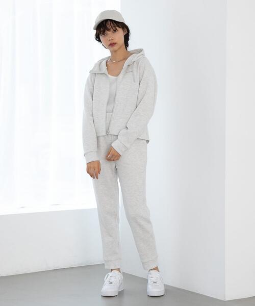 FEELING MADE（フィーリングメイド）の「FEELING MADE ソフトエアースウェット ジョガーパンツ <UNISEX>（その他パンツ・レディース・ライラック/ブラック/ライトグレー・S/M/L）」の9枚目の写真