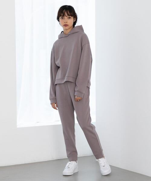 FEELING MADE（フィーリングメイド）の「FEELING MADE ソフトエアースウェット ジョガーパンツ <UNISEX>（その他パンツ・レディース・ライラック/ブラック/ライトグレー・S/M/L）」の14枚目の写真