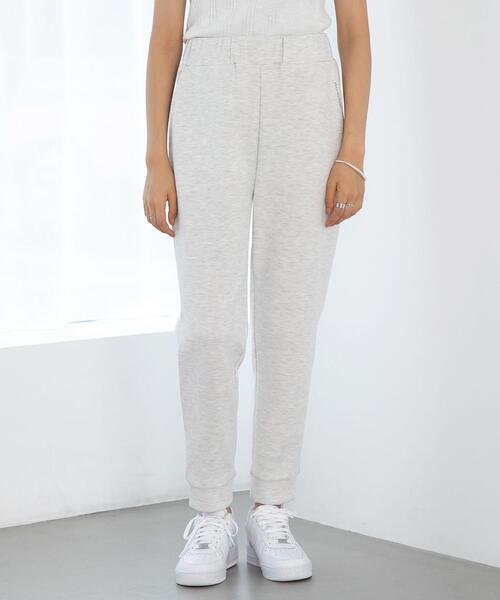 FEELING MADE（フィーリングメイド）の「FEELING MADE ソフトエアースウェット ジョガーパンツ <UNISEX>（その他パンツ・レディース・ライラック/ブラック/ライトグレー・S/M/L）」の15枚目の写真