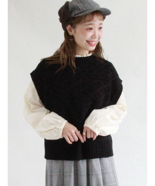 ehka sopo（エヘカソポ）の「ケーブルクルーベスト（ニット/セーター・レディース・キナリ/グリーン/ブラウン/ブラック・ﾌﾘ-）」の2枚目の写真