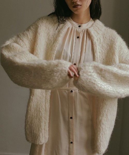 CASA FLINE（カーサフライン）の「ハンドニットカーディガン（カーディガン/ボレロ・レディース・ホワイト/グレー・FREE）」の2枚目の写真