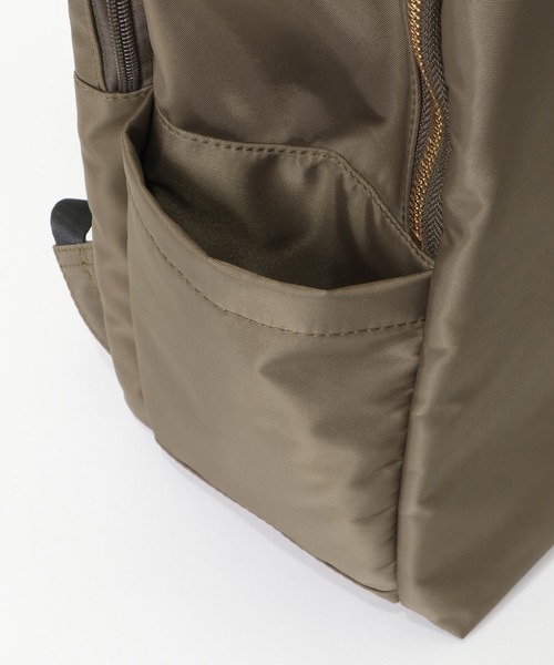 ikka（イッカ）の「ポリエステルナイロンPC収納リュック（バックパック/リュック・レディース・ブラック/ブラウン/グレー・FREE）」の21枚目の写真