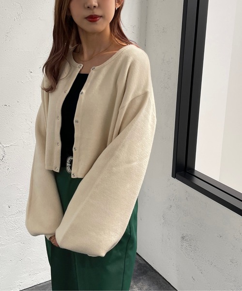 apres jour mignon(アプレジュールミニョン)の「ドットボタンニットカーディガン【ZOZOTOWN限定アイテム】(カーディガン/ボレロ・レディース・オレンジ/アイボリー/ダークグリーン/杢グレー/ブラック/ブルー・フリー/X-LARGE)」の17枚目の写真