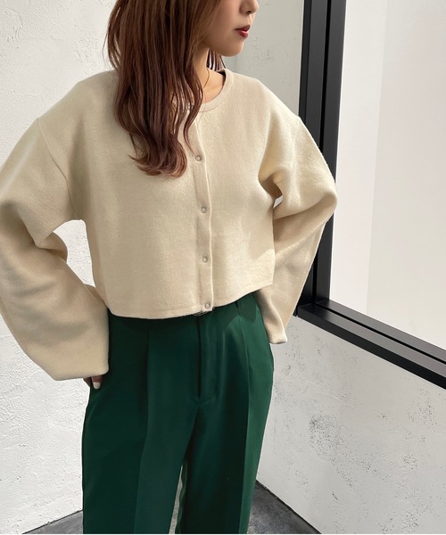 apres jour mignon(アプレジュールミニョン)の「ドットボタンニットカーディガン【ZOZOTOWN限定アイテム】(カーディガン/ボレロ・レディース・オレンジ/アイボリー/ダークグリーン/杢グレー/ブラック/ブルー・フリー/X-LARGE)」の19枚目の写真