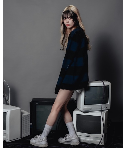 Whinny（ホワイニー）の「Whinny/ゾンビニット（ニット/セーター・レディース・ブルー・FREE）」の6枚目の写真