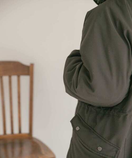 ITEMS URBANRESEARCH（アイテムズ アーバンリサーチ）の「リバーシブルモッズコート（モッズコート・レディース・カーキ/ブラック・FREE）」の10枚目の写真