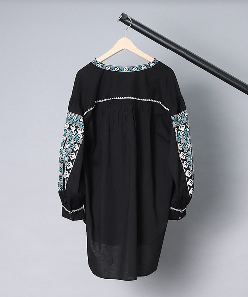 sara mallika（サラ マリカ）の「【 sara mallika / サラマリカ 】 COTTON KIKA LINE EMB TOP / コットンエンブロイダリーブラウス（シャツ/ブラウス・レディース・ホワイト/ブラック・FREE）」の7枚目の写真