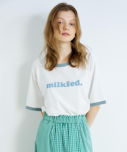 MILKFED.(ミルクフェド)の「COOPER LOGO RINGER S/S TEE/ ロゴ 半袖 リンガーTシャツ(Tシャツ/カットソー・レディース・ベージュ/ライトパープル/ライトブルー・ONE SIZE)」の4枚目の写真