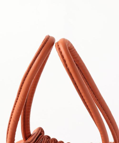 6(ロク)の「<SIMON MILLER>FAKE LEATHER SCRUNCH BAG/バッグ(ハンドバッグ・レディース・オレンジ・FREE)」の5枚目の写真
