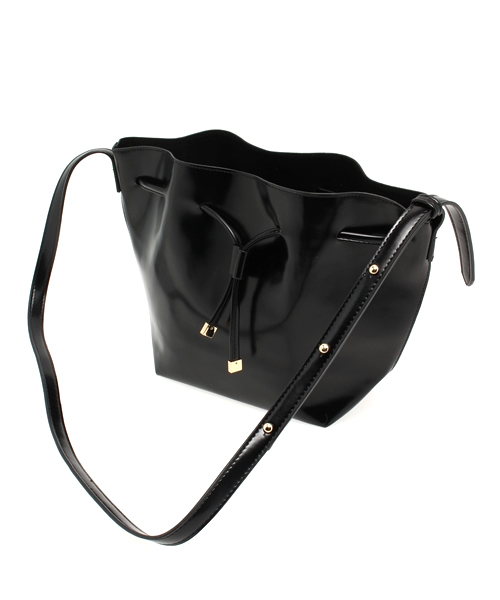OUTLET（アウトレット）の「【mystic】巾着ショルダーBAG（ショルダーバッグ・レディース・ブラック/オフホワイト・FREE）」の8枚目の写真