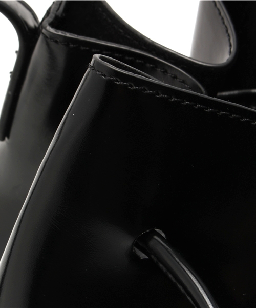 OUTLET（アウトレット）の「【mystic】巾着ショルダーBAG（ショルダーバッグ・レディース・ブラック/オフホワイト・FREE）」の11枚目の写真