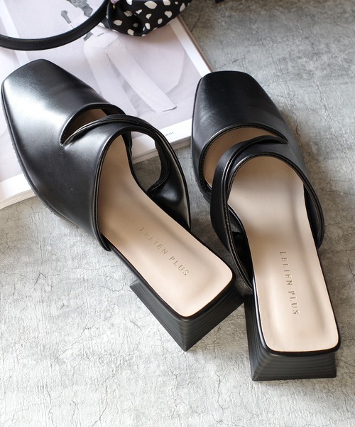 AmiAmi（アミアミ）の「スクエアトゥカットアウトミュール（サンダル・レディース・アイボリー/ブルーグリーン/ブラック・M/S/LL/L）」の4枚目の写真