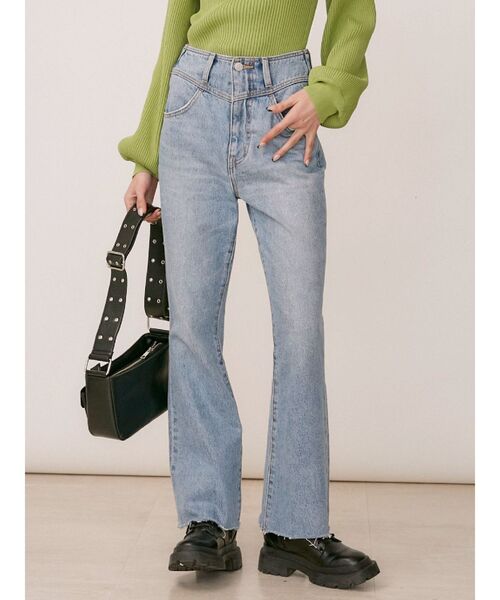 EVRIS（エヴリス）の「VINTAGEフレアデニムパンツ（デニムパンツ・レディース・ライトブルー/ブルー・SMALL/MEDIUM）」の2枚目の写真