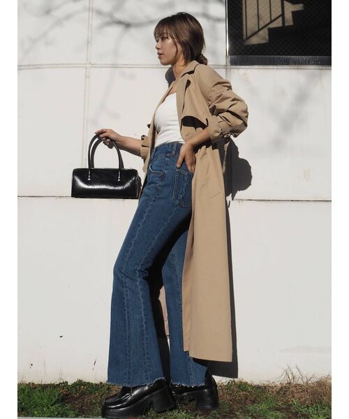 EVRIS（エヴリス）の「VINTAGEフレアデニムパンツ（デニムパンツ・レディース・ライトブルー/ブルー・SMALL/MEDIUM）」の13枚目の写真