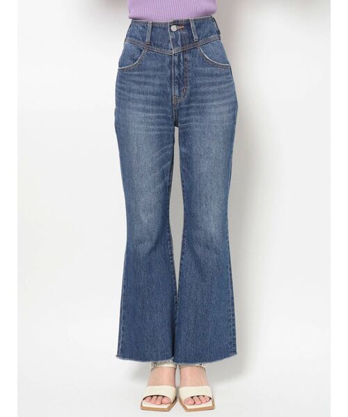 EVRIS（エヴリス）の「VINTAGEフレアデニムパンツ（デニムパンツ・レディース・ライトブルー/ブルー・SMALL/MEDIUM）」の19枚目の写真