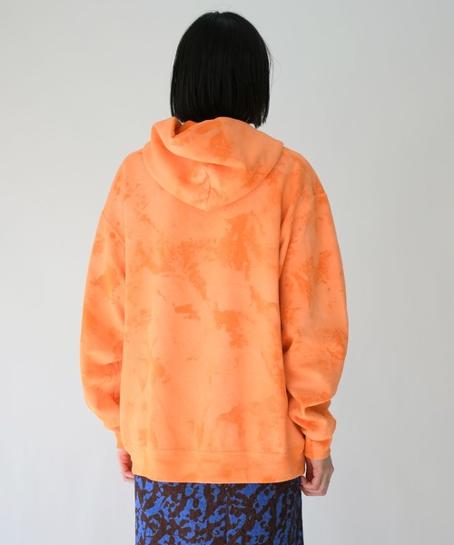 Johnbull Private labo（ジョンブルプライベートラボ）の「【rebear Vintage】ランダムブリーチスウェットパーカー（スウェット・メンズ・オレンジ・FREE）」の5枚目の写真