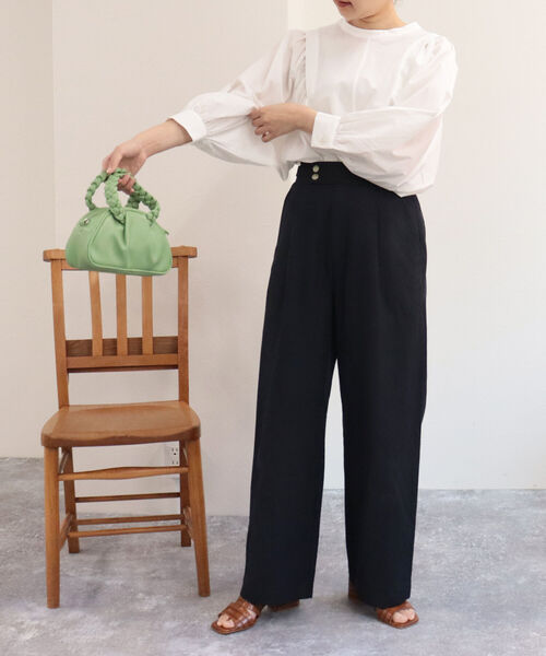 fredy emue(フレディエミュ)の「ギャザースリーブブラウス(セットアップ可能)(シャツ/ブラウス・レディース・ブラック/オフホワイト/ピンク/グリーン系その他3・38)」の5枚目の写真