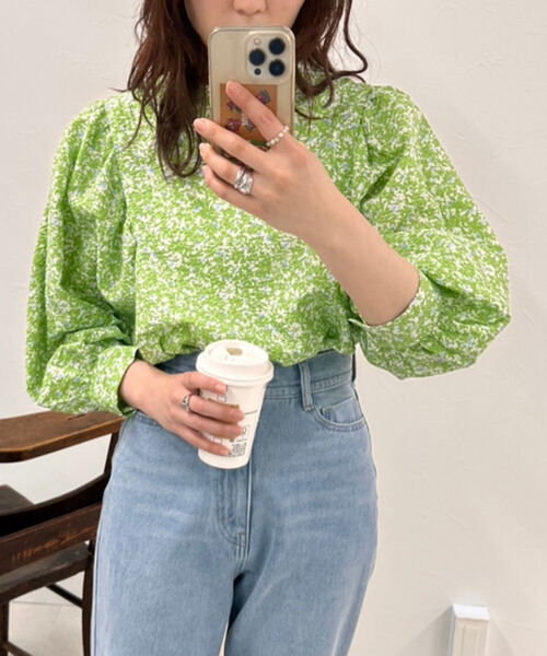 fredy emue(フレディエミュ)の「ギャザースリーブブラウス(セットアップ可能)(シャツ/ブラウス・レディース・ブラック/オフホワイト/ピンク/グリーン系その他3・38)」の15枚目の写真