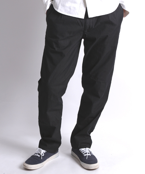 Denime(ドゥニーム)の「【MadeInJapan】GARMENT DYE CN TROUSERS/ガーメントダイコットンナイロンイージーパンツ(その他パンツ・メンズ・ブラック/オリーブ/ベージュ・MEDIUM/SMALL/LARGE)」の2枚目の写真