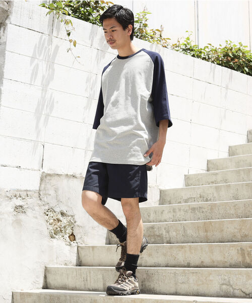 BEAMS（ビームス）の「BEAMS / ルーズ ベースボール Tシャツ（Tシャツ/カットソー・メンズ・ブラック/ネイビー/ゴールド・SMALL/MEDIUM/LARGE/X-LARGE）」の9枚目の写真