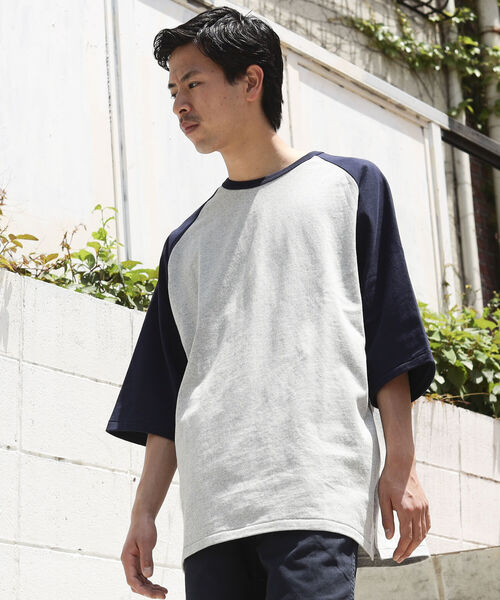 BEAMS（ビームス）の「BEAMS / ルーズ ベースボール Tシャツ（Tシャツ/カットソー・メンズ・ブラック/ネイビー/ゴールド・SMALL/MEDIUM/LARGE/X-LARGE）」の17枚目の写真