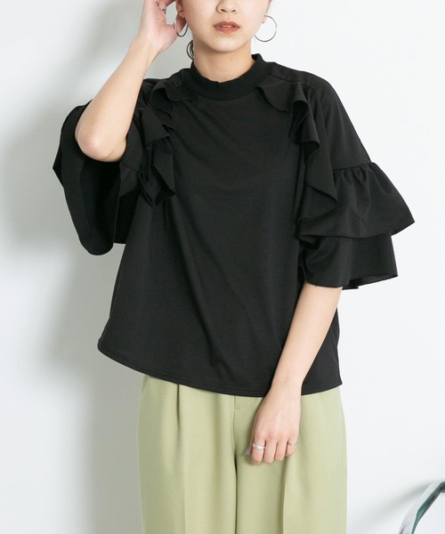 KBF(ケイビーエフ)の「フリルショルダーTシャツ(Tシャツ/カットソー・レディース・アイボリー/グレー/グリーン/ブラック・ONE)」の12枚目の写真