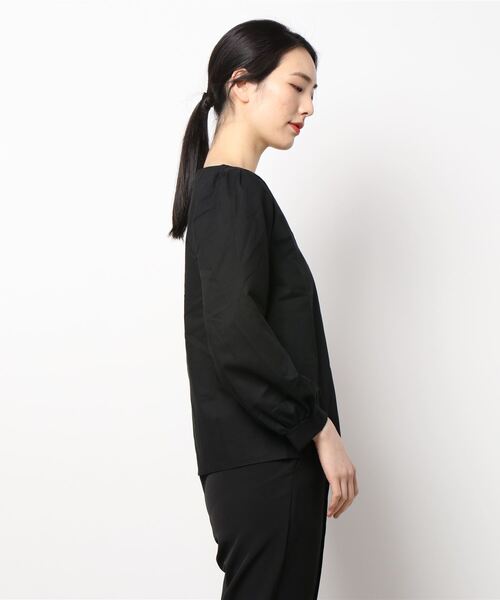 BLUEEAST（ブルーイースト）の「ハートネックブラウス（シャツ/ブラウス・レディース・ブラック/オフホワイト/ピンク/グレー/ラベンダー/ブルー/ベージュ・MEDIUM）」の11枚目の写真