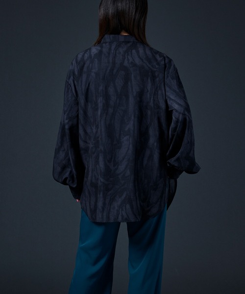 Ellno Loset（エルノロゼット）の「バンドカラー柄シャツ（シャツ/ブラウス・メンズ・ブラック/オフホワイト・MEDIUM/LARGE）」の16枚目の写真