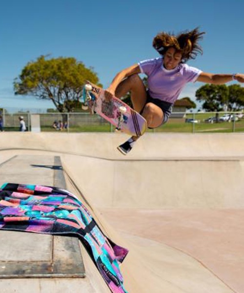 LEUS（レウス）の「【LEUS/レウス】BEACH TOWEL NORA VASCONCELLOS　ビーチタオル（タオル・メンズ・マルチ・FREE）」の5枚目の写真