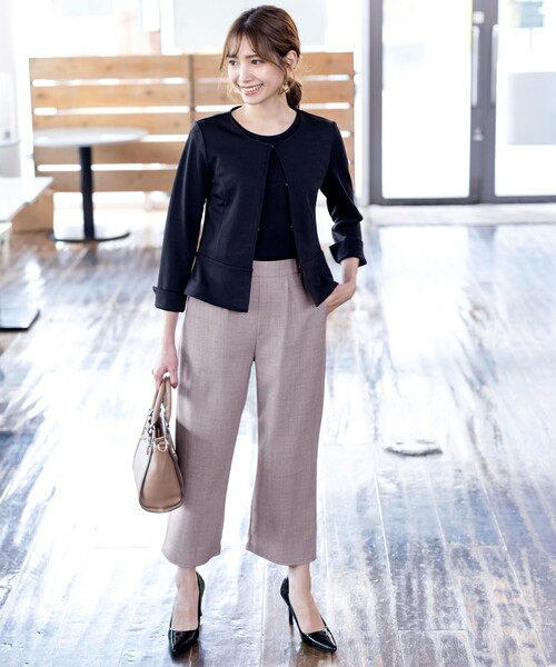 Tiaclasse(ティアクラッセ)の「ストレートワイドパンツ(その他パンツ・レディース・ブラック/グレー/モカ/ネイビー/チャコールグレー・S/M/L)」の17枚目の写真