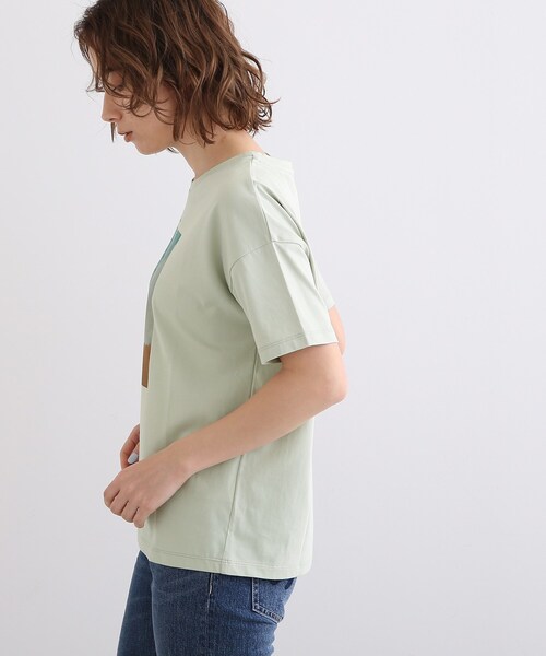 INDIVI（インディヴィ）の「◆【UVケア/接触冷感】カラーフォトTシャツ（Tシャツ/カットソー・レディース・ホワイト/チャコールグレー/ライトグリーン/ライトベージュ・38/34/13/19/05/15 ）」の7枚目の写真