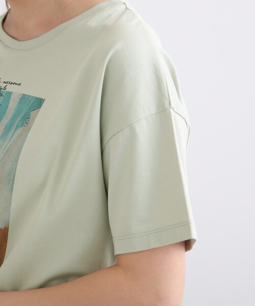 INDIVI（インディヴィ）の「◆【UVケア/接触冷感】カラーフォトTシャツ（Tシャツ/カットソー・レディース・ホワイト/チャコールグレー/ライトグリーン/ライトベージュ・38/34/13/19/05/15 ）」の10枚目の写真