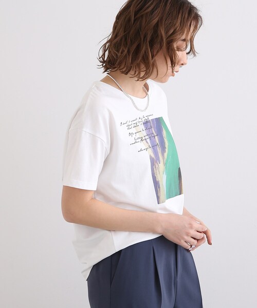 INDIVI（インディヴィ）の「◆【UVケア/接触冷感】カラーフォトTシャツ（Tシャツ/カットソー・レディース・ホワイト/チャコールグレー/ライトグリーン/ライトベージュ・38/34/13/19/05/15 ）」の17枚目の写真