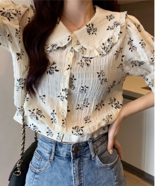 SONA（ソナ）の「SONYUNARA ブラックバラフリル半袖ブラウス（シャツ/ブラウス・レディース・ブルー/イエロー・FREE）」の2枚目の写真