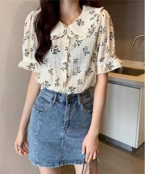 SONA（ソナ）の「SONYUNARA ブラックバラフリル半袖ブラウス（シャツ/ブラウス・レディース・ブルー/イエロー・FREE）」の9枚目の写真