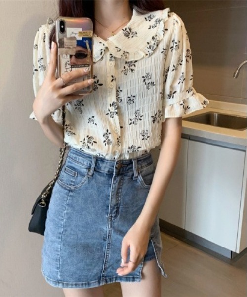 SONA（ソナ）の「SONYUNARA ブラックバラフリル半袖ブラウス（シャツ/ブラウス・レディース・ブルー/イエロー・FREE）」の14枚目の写真