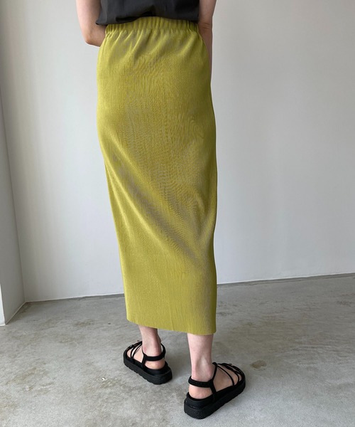 210nouve（トゥージュヌーブ）の「【セルフカット】カットプリーツロングスカート（スカート・レディース・グリーン/オレンジ/ブラック/アイボリー/カーキ/イエロー/ピンク/マスタード/ダークグリーン/ライム/ブルー/グレイッシュベージュ・FREE）」の15枚目の写真