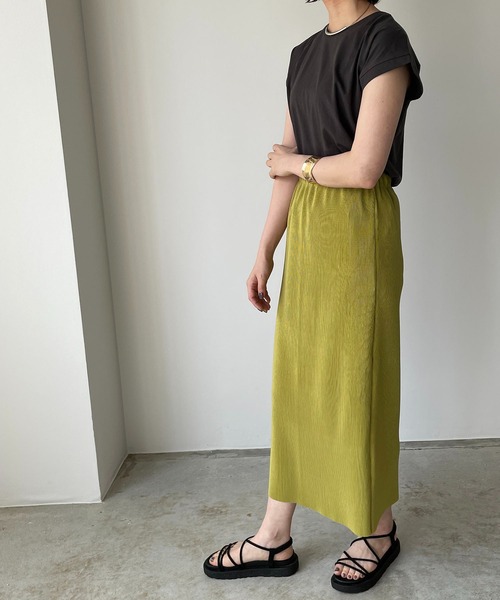 210nouve（トゥージュヌーブ）の「【セルフカット】カットプリーツロングスカート（スカート・レディース・グリーン/オレンジ/ブラック/アイボリー/カーキ/イエロー/ピンク/マスタード/ダークグリーン/ライム/ブルー/グレイッシュベージュ・FREE）」の18枚目の写真
