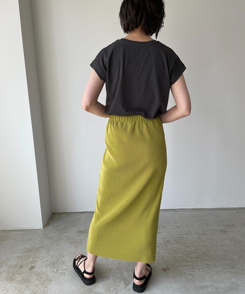 210nouve（トゥージュヌーブ）の「【セルフカット】カットプリーツロングスカート（スカート・レディース・グリーン/オレンジ/ブラック/アイボリー/カーキ/イエロー/ピンク/マスタード/ダークグリーン/ライム/ブルー/グレイッシュベージュ・FREE）」の19枚目の写真