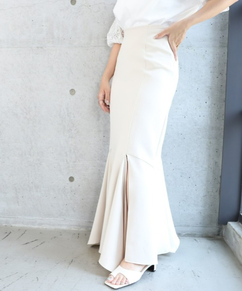 moment+（モーメントプラス）の「カットジョーゼットアシメスリットマーメイドスカート（スカート・レディース・ブラック/アイボリー/グレイッシュベージュ・S/M/L）」の14枚目の写真