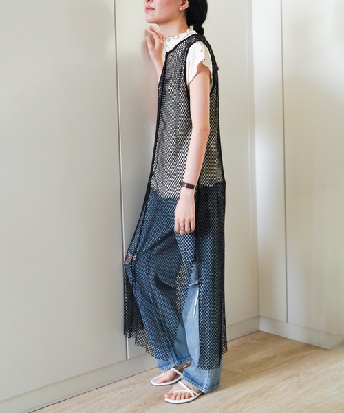 VENCEEXCHANGE(ヴァンスエクスチェンジ)の「カットメッシュワンピース(ワンピース・レディース・オフホワイト/ブラック・FREE)」の6枚目の写真